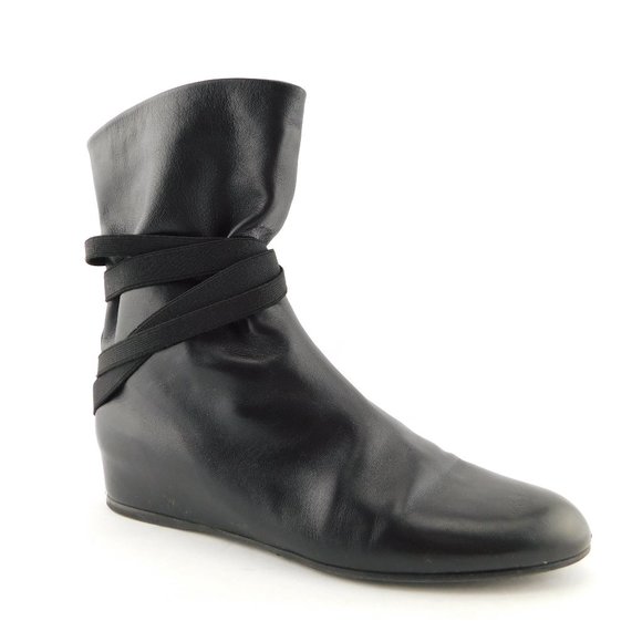 STUART WEITZMAN Black Leather Slouch Ankle Wrap Booties 6 - Picture 2 of 11